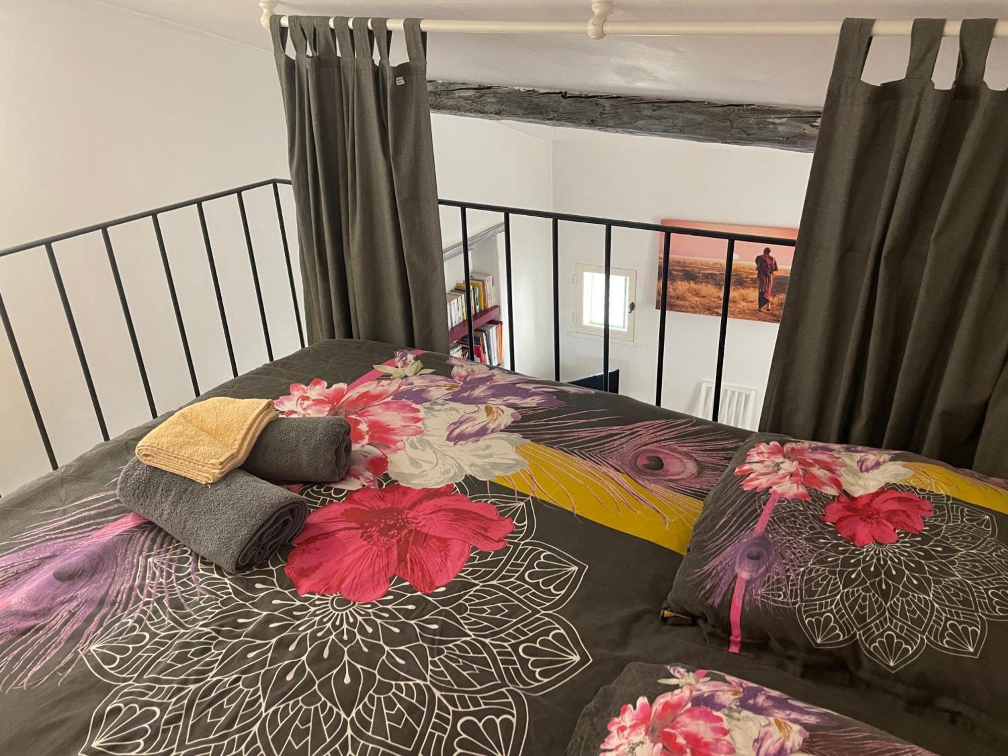 Studio Cosy Dans Le Centre-Ville Historique LʼIsle-sur-la-Sorgue Zewnętrze zdjęcie